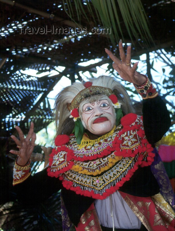 indonesia8: Indonesia - Bali: mask - story teller at temple festival (photo by Mona Sturges) - (c) Travel-Images.com - Stock Photography agency - Image Bank