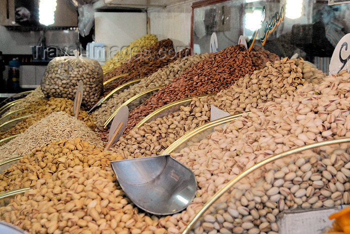 iran107: Iran - Tehran - nuts in the bazaar - photo by M.Torres - (c) Travel-Images.com - Stock Photography agency - Image Bank