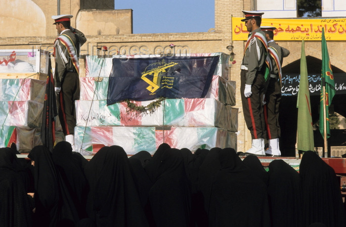 iran142: Iran - Isfahan: Naghsh-i Jahan Square - Day of Ashura - soldiers, martyrs and mourners - photo by W.Allgower - (c) Travel-Images.com - Stock Photography agency - Image Bank