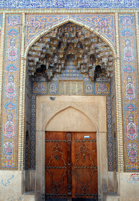 iran172: Iran - Shiraz: gate on LotfAli Khan-e Zand Street - photo by M.Torres - (c) Travel-Images.com - Stock Photography agency - Image Bank