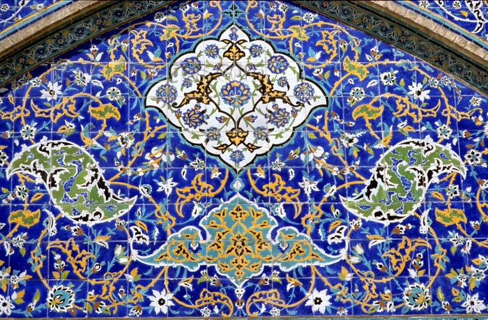 iran20: Iran - Isfahan: Mosque - Sheikh Lotf Allah Mosque - floral tiles - detail - photo by W.Allgower - (c) Travel-Images.com - Stock Photography agency - Image Bank