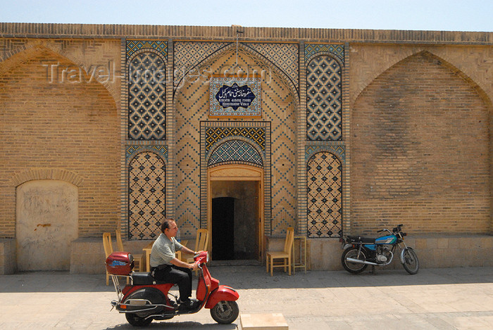 iran211: Iran - Shiraz: scooter passing by the Vakil baths, now a restaurant - photo by M.Torres - (c) Travel-Images.com - Stock Photography agency - Image Bank