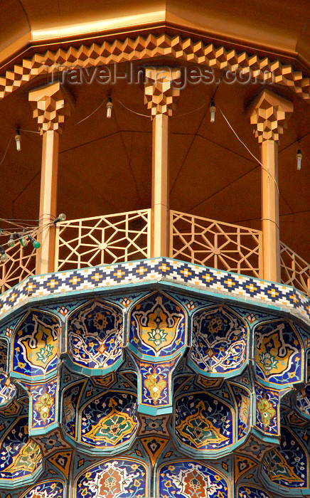 iran231: Iran - Shiraz: minaret detail - muqarnas and balcony - mausoleum of Sayyed Aladdin Hossein - photo by M.Torres - (c) Travel-Images.com - Stock Photography agency - Image Bank
