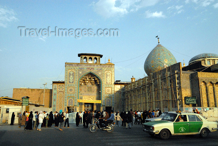 iran248: Iran - Shiraz: Shah-e-Cheragh mausoleum and Ahmadi Square - built by Atabak Abu Bakr Sa'd ben Zangi - photo by M.Torres - (c) Travel-Images.com - Stock Photography agency - Image Bank