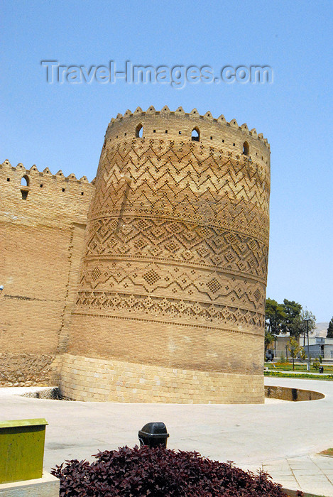 iran258: Iran - Shiraz: leaning tower - Karim Khan Zand citadel - photo by M.Torres - (c) Travel-Images.com - Stock Photography agency - Image Bank