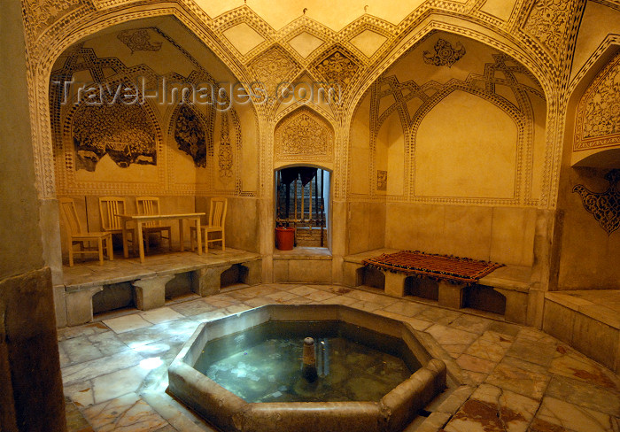 iran262: Iran - Shiraz: tea house, in the former baths - Karim Khan Zand citadel - photo by M.Torres - (c) Travel-Images.com - Stock Photography agency - Image Bank