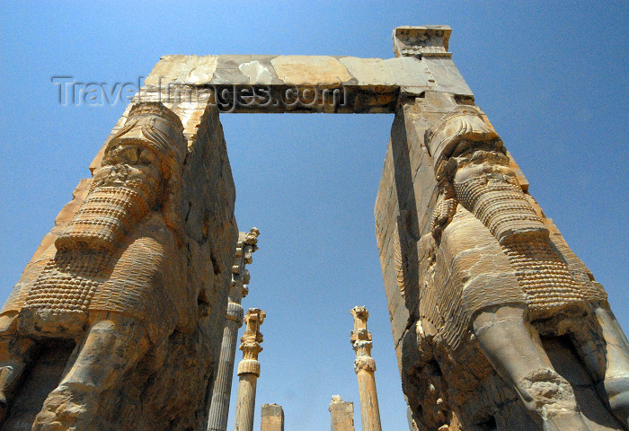 iran307: Iran - Persepolis: Lamassus, gate of all nations - Xerxes' gate - photo by M.Torres - (c) Travel-Images.com - Stock Photography agency - Image Bank