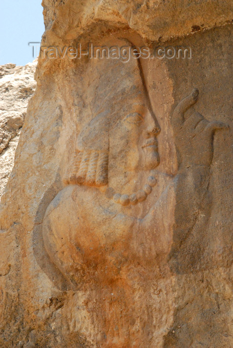 iran315: Iran - Naqsh-e Rajab: Zoroastrian Priest of Priests (Mobad-e Mobadan) Kartir, makes a gesture of admiration and loyalty towards king Ardeshir - rock carving - photo by M.Torres - (c) Travel-Images.com - Stock Photography agency - Image Bank