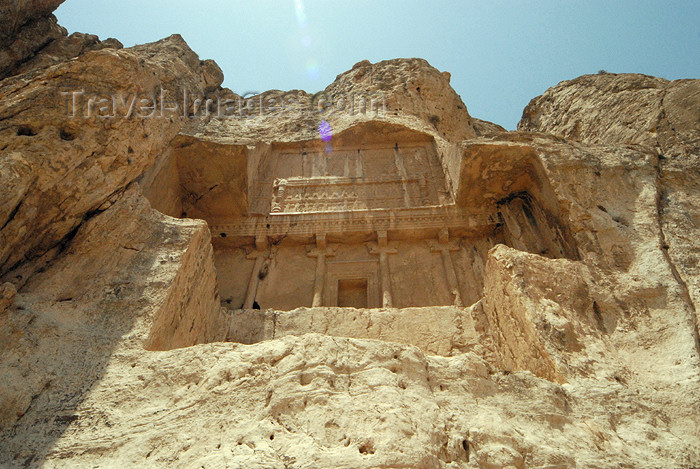 iran322: Iran - Naqsh-e Rustam: tomb attributed to Artaxerxes I Makrocheir - from below - photo by M.Torres - (c) Travel-Images.com - Stock Photography agency - Image Bank