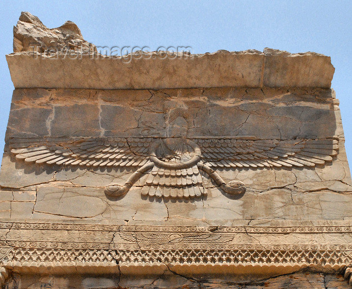 iran35: Iran - Persepolis: Tripylon or Council Hall - Faravahar, representation of Ahuramazda, the supreme god of the Persians - Zoroastranism - photo by M.Torres - (c) Travel-Images.com - Stock Photography agency - Image Bank