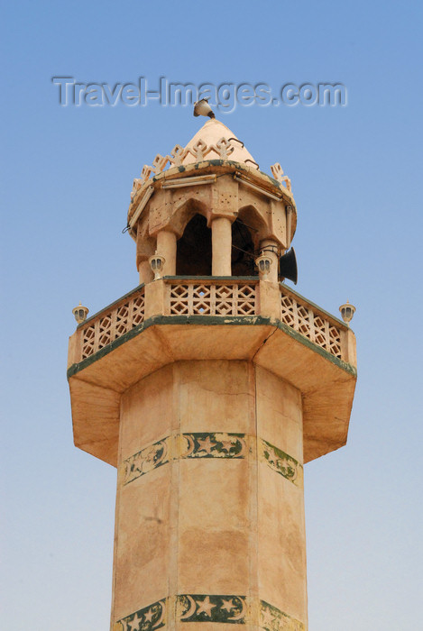 iran369: Iran - Hormuz island: minaret of the main mosque - photo by M.Torres - (c) Travel-Images.com - Stock Photography agency - Image Bank