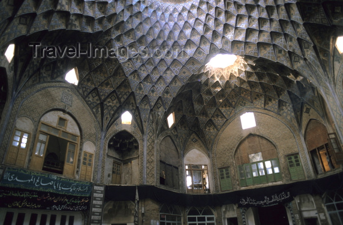 iran403: Iran - Kashan, Isfahan province: ceiling of the Teemcheh-e-Amin o Dowleh - bazaar - photo by W.Allgower - (c) Travel-Images.com - Stock Photography agency - Image Bank