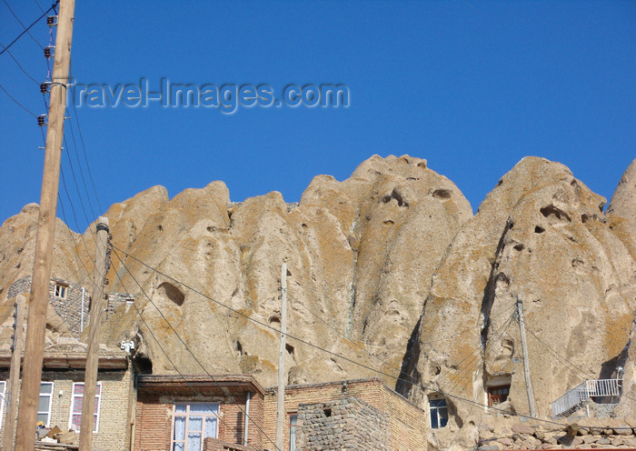 iran506: Kandovan, Osku - East Azerbaijan, Iran: cone shaped hills with troglodyte homes carved out in the eroded rock - photo by N.Mahmudova - (c) Travel-Images.com - Stock Photography agency - Image Bank