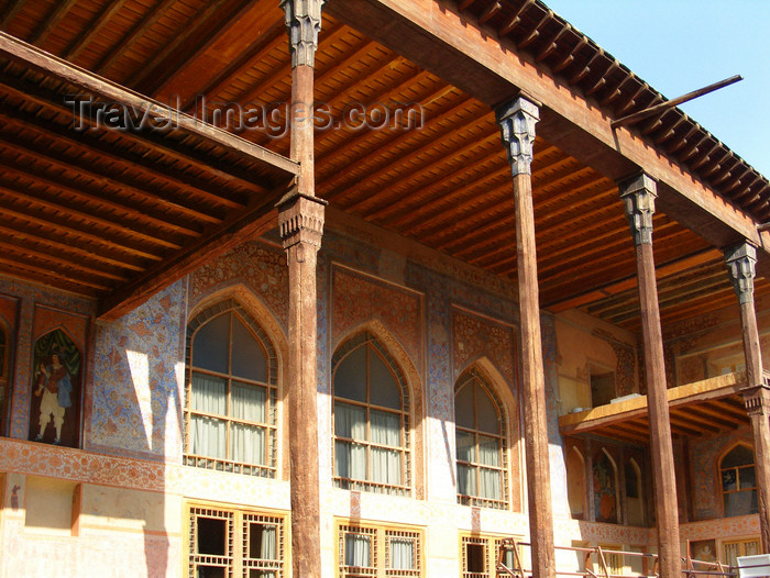 iran531: Isfahan / Esfahan, Iran: Chehel Sotoun - pavilion built by Shah Abbas II for court entertainment and receptions - photo by N.Mahmudova - (c) Travel-Images.com - Stock Photography agency - Image Bank