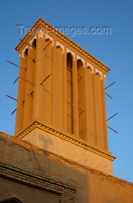 iran562: Yazd, Iran: wind tower at Heidarzadah's Museum of Coin and Antropology - badghir - photo by N.Mahmudova - (c) Travel-Images.com - Stock Photography agency - Image Bank