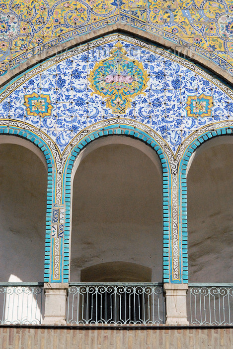 iran74: Iran - Tehran - bazar mosque - balcony with tiles - photo by M.Torres - (c) Travel-Images.com - Stock Photography agency - Image Bank
