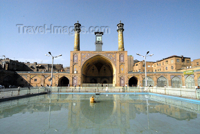 iran77: Iran - Tehran - bazar mosque - pool - photo by M.Torres - (c) Travel-Images.com - Stock Photography agency - Image Bank
