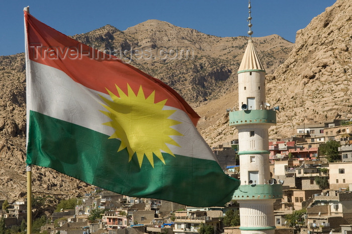 iraq101: Akre / Aqrah, Kurdistan, Iraq: Kurdish flag and minaret - Alay Rengîn - photo by J.Wreford - (c) Travel-Images.com - Stock Photography agency - Image Bank