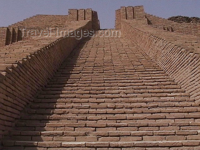 iraq71: Ur of the Chaldees - Dhi Qar / Nasiriya province, Iraq: Sumerian grandeur - the ziggurat's stairway - photo by A.Slobodianik - (c) Travel-Images.com - Stock Photography agency - Image Bank