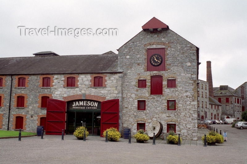 ireland103: Ireland - Midleton (co Cork): Old Midleton Distillery - Jameson whisky (photo by M.Bergsma) - (c) Travel-Images.com - Stock Photography agency - Image Bank
