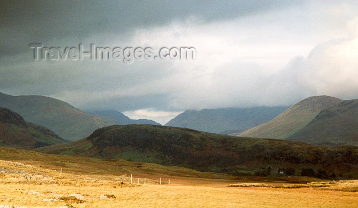 ireland6: Ireland - Shadows and Light (photo by Miguel Torres) - (c) Travel-Images.com - Stock Photography agency - Image Bank