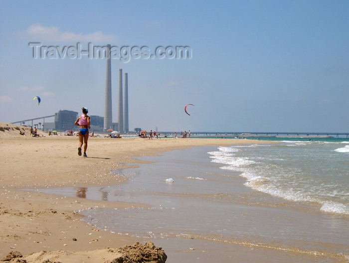 israel133: Israel - Qesarriya / Caesarea Maritima / Caesarea Palaestina - Hadera: Orot Rabin power station and the beach - photo by Efi Keren - (c) Travel-Images.com - Stock Photography agency - Image Bank