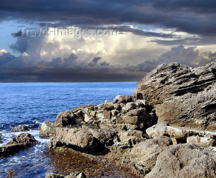 israel141: Israel - Qesarriya / Caesarea Maritima / Caesarea Palaestina: Mediterranean sea and rocks - photo by Efi Keren - (c) Travel-Images.com - Stock Photography agency - Image Bank