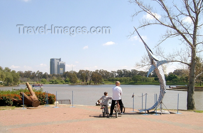 israel199: Israel - Tel Aviv: trip with dad - Marlin - Yeshua park - photo by Efi Keren - (c) Travel-Images.com - Stock Photography agency - Image Bank