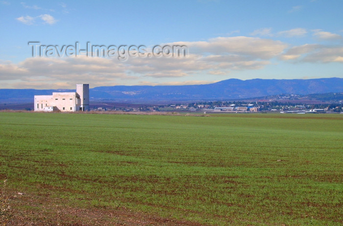 israel247: Israel - Northern District: settlement near Afula - photo by E.Keren - (c) Travel-Images.com - Stock Photography agency - Image Bank