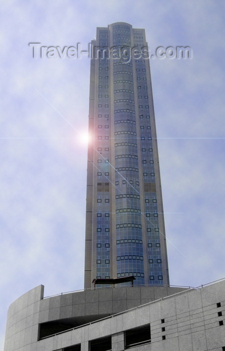 israel278: Israel - Ramat Gan: sun, glass and concrete - skyscraper - photo by Efi Keren - (c) Travel-Images.com - Stock Photography agency - Image Bank