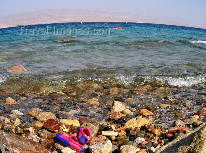 israel289: Israel - Eilat: round Earth - Red sea - photo by Efi Keren - (c) Travel-Images.com - Stock Photography agency - Image Bank