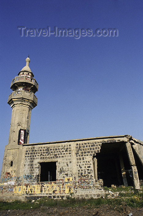 israel341: Israel - Golan Heights: ruins of a Syrian mosque - photo by W.Allgöwer - (c) Travel-Images.com - Stock Photography agency - Image Bank