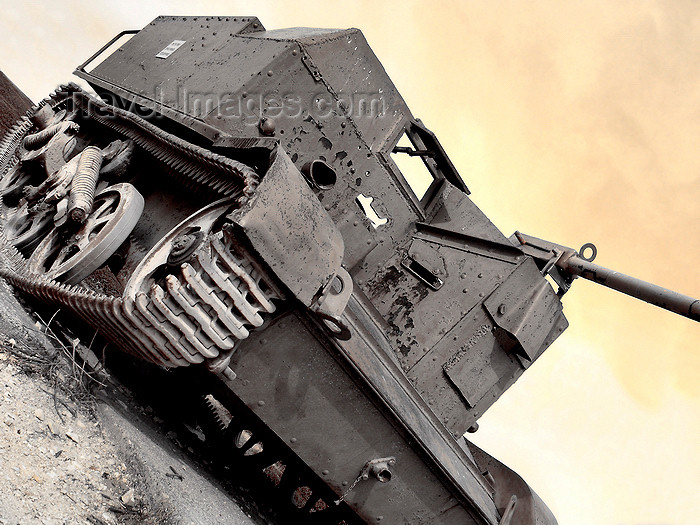 israel351: Golan Heights, Israel: Universal Carrier aka Bren Gun Carrier - British armoured fighting vehicle - photo by E.Keren - (c) Travel-Images.com - Stock Photography agency - Image Bank