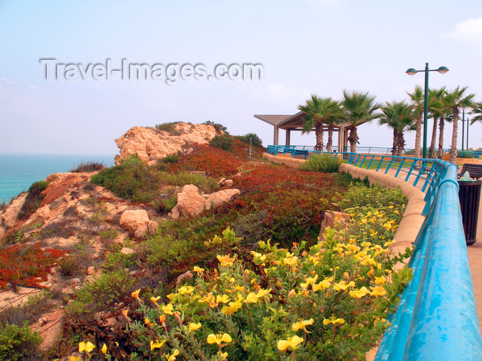 israel355: Netanya, Center district, Israel: by the sea - photo by E.Keren - (c) Travel-Images.com - Stock Photography agency - Image Bank