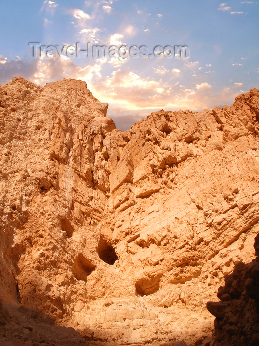 israel366: Ein Gedi oasis and National Park, South district, Israel: sky and the rocky Judean desert - photo by E.Keren - (c) Travel-Images.com - Stock Photography agency - Image Bank