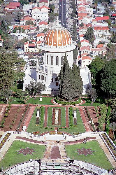 israel37: Haifa, Israel: the Bahai temple on mount Carmel - Shrine of the Ba'b - designed by Canadian architect William Sutherland Maxwell - photo by J.Kaman - (c) Travel-Images.com - Stock Photography agency - Image Bank