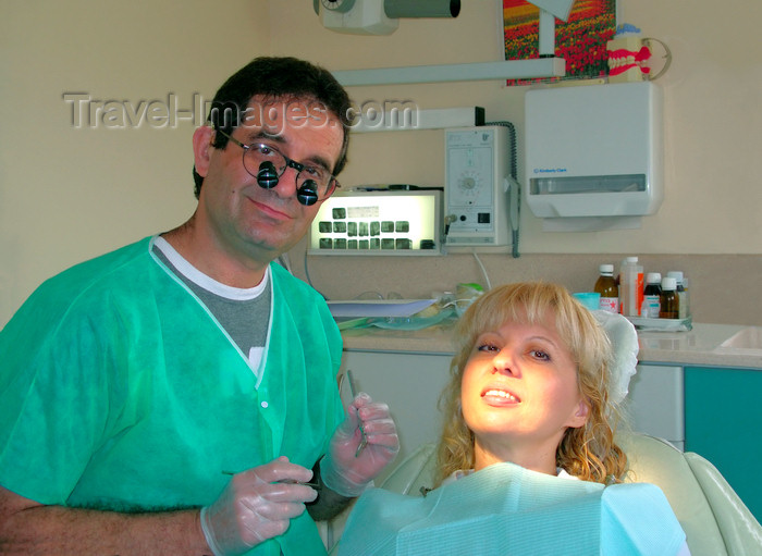 israel386: Tel Aviv, Israel: patient and dentist - dental clinic - photo by E.Keren - (c) Travel-Images.com - Stock Photography agency - Image Bank
