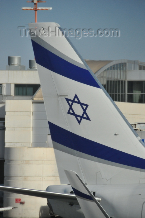 israel405: Tel Aviv Ben Gurion Airport, Central District, Israel: tail and winglet  of El Al Israel Airlines Boeing aircraft - photo by M.Torres - (c) Travel-Images.com - Stock Photography agency - Image Bank