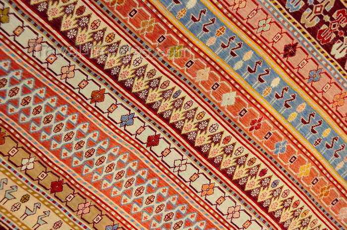 israel434: Jerusalem, Israel: fabric - textile with traditional Middle Eastern patterns for sale at Suq Aftimos - birds, flowers and geometrical motives - Muristan, Christian quarter - photo by M.Torres - (c) Travel-Images.com - Stock Photography agency - Image Bank