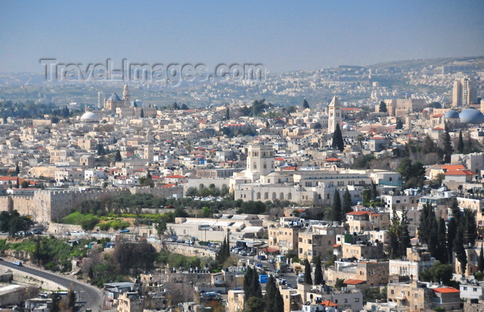 israel484: Jerusalem, Israel: Rockefeller Archaeological Museum (architect Austen Harrison), old city and north wall as seen from Mount Scopus - photo by M.Torres - (c) Travel-Images.com - Stock Photography agency - Image Bank