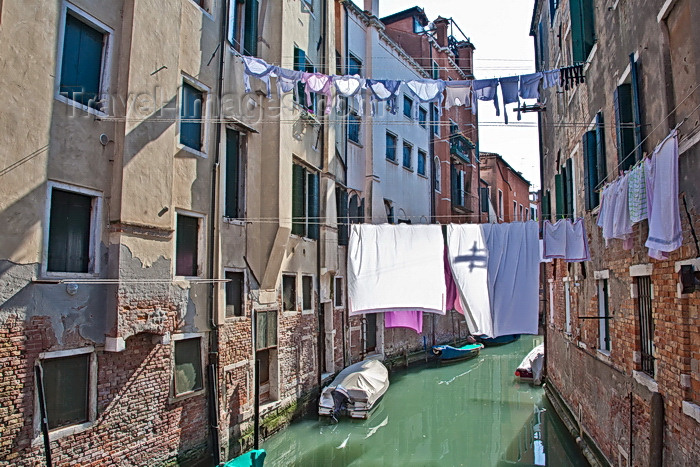 italy234: Venice, Italy: View from Ponte Ghetto Vecchio, Canneregio - photo by A.Beaton - (c) Travel-Images.com - Stock Photography agency - Image Bank