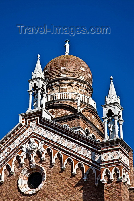 italy235: Chiesa de la Madonna, Venice - photo by A.Beaton - (c) Travel-Images.com - Stock Photography agency - Image Bank