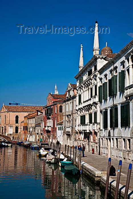 italy236: View from Ponte De La Saga, Venice - photo by A.Beaton - (c) Travel-Images.com - Stock Photography agency - Image Bank