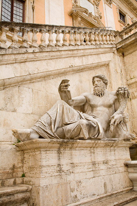 italy359: Rome, Italy: river god of the Nile by Michelangelo Buonarroti - statue outside Palazzo Senatorio in Piazza Campidoglio - photo by I.Middleton - (c) Travel-Images.com - Stock Photography agency - Image Bank