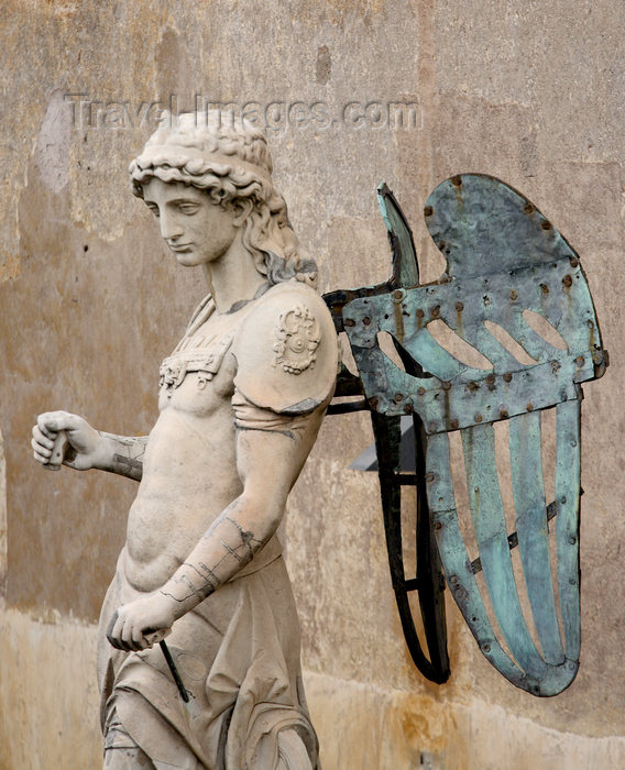 italy388: Rome, Italy - angel statue by Raffaello da Montelupo - Castel Sant' Angelo, Hadrian's mausoleum - photo by A.Dnieprowsky / Travel-images.com - (c) Travel-Images.com - Stock Photography agency - Image Bank