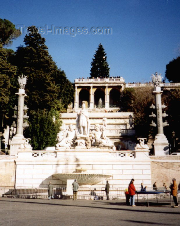 italy42: Italy / Italia - Rome: Piazza del Popolo - Pincian Hill - photo by M.Torres - (c) Travel-Images.com - Stock Photography agency - Image Bank