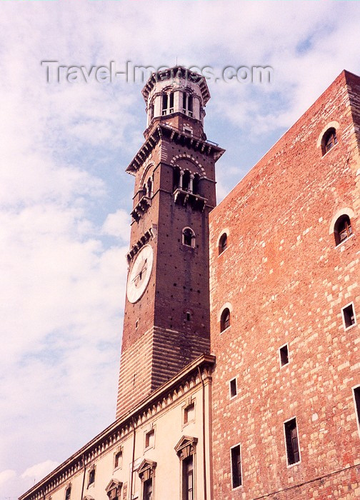 italy46: Verona  - Venetia / Veneto, Italy: tower - Torre dei Lamberti - photo by M.Torres - (c) Travel-Images.com - Stock Photography agency - Image Bank