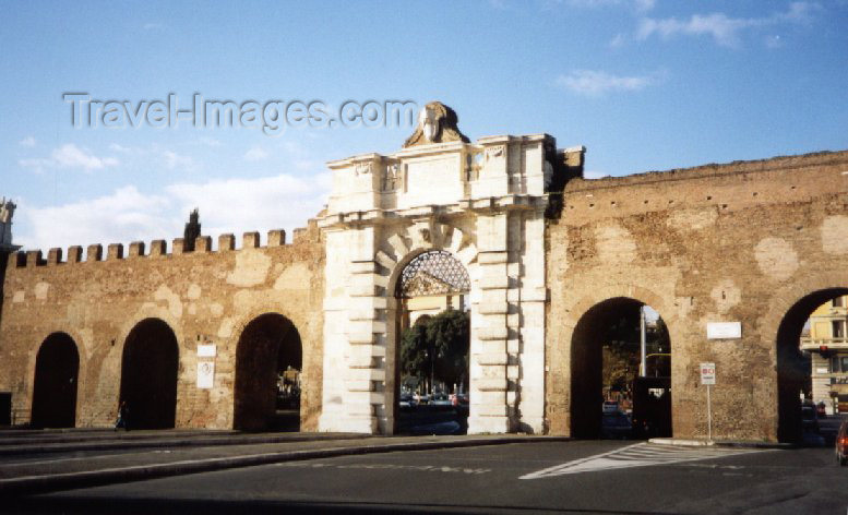 italy48: Italy / Italia - Rome: Porta S. Giovanni - wall of Caeser Marcus Aurelius - Via Appia - photo by M.Torres - (c) Travel-Images.com - Stock Photography agency - Image Bank