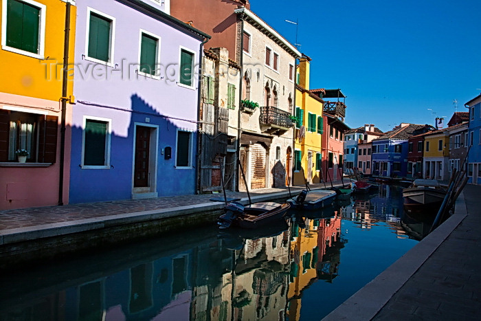 italy503: Burano, Colourful Painted Houses, Reflections, Venice - photo by A.Beaton - (c) Travel-Images.com - Stock Photography agency - Image Bank