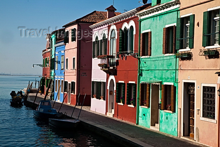 italy507: Burano, Calle Manetta, Colourful Painted Houses on Rio S.Mauro, Venice - photo by A.Beaton - (c) Travel-Images.com - Stock Photography agency - Image Bank